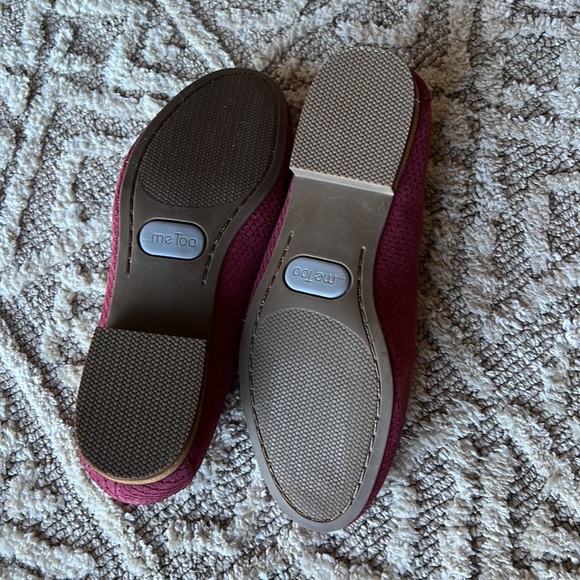 Adorable magenta loafers. Never worn. - Picture 2 of 2